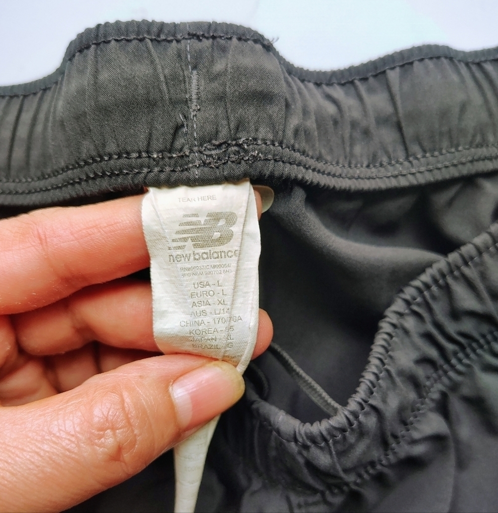 New Balance athletic shorts 5 inch adjustable straps activewear lightweight L. - Picture 12 of 16